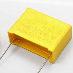 CSCC-01-P33BB直插电容